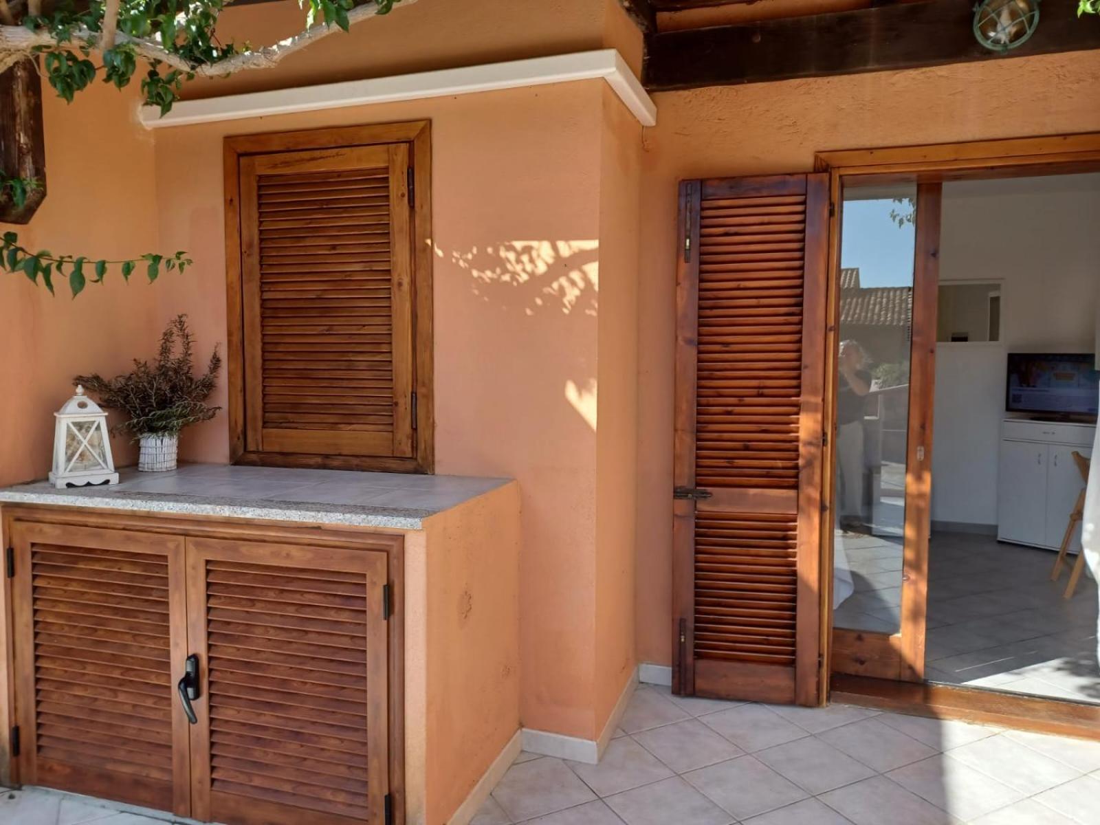 Casa Sibilla Bi-Locale Con Terrazza A 60 Metri Dal Mare Appartement Marinella  Buitenkant foto