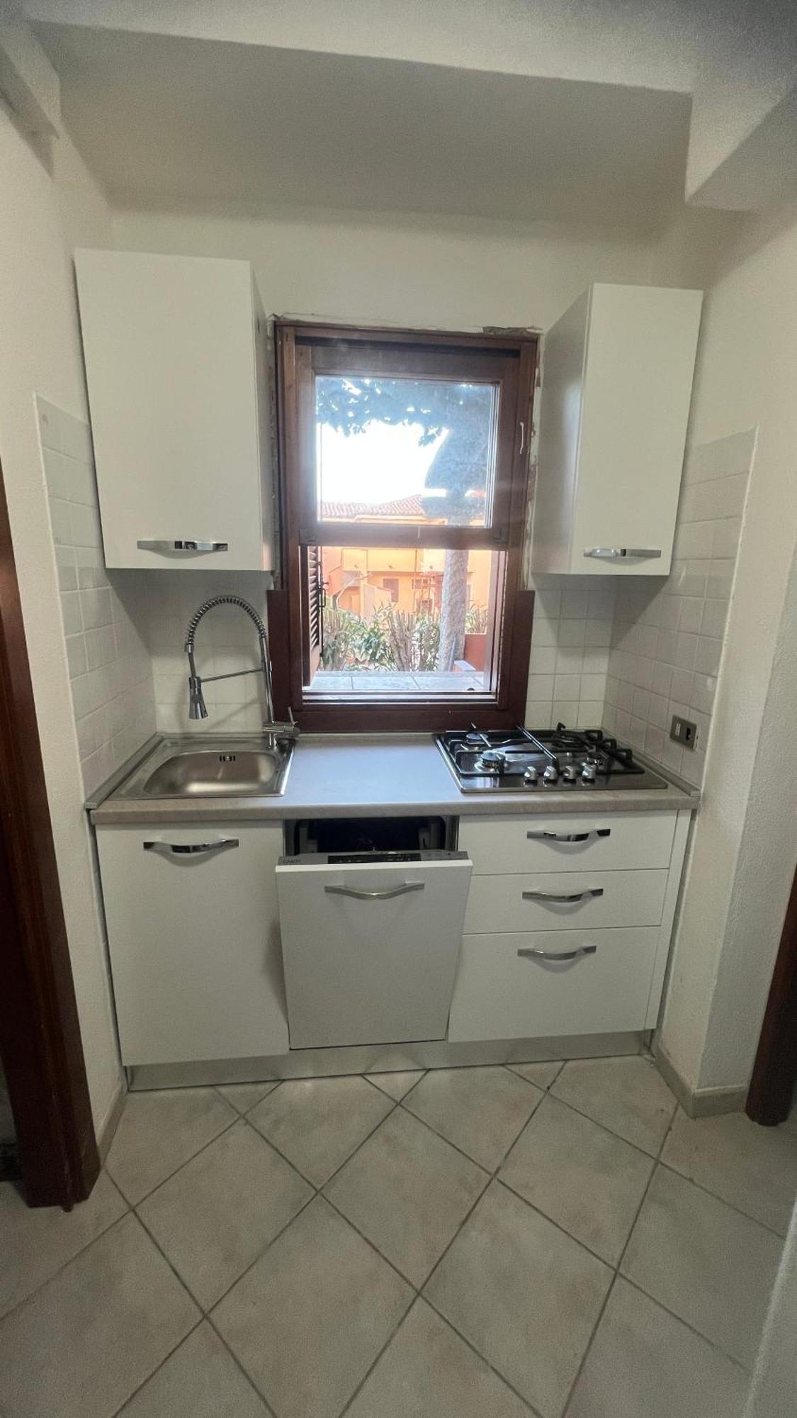 Casa Sibilla Bi-Locale Con Terrazza A 60 Metri Dal Mare Appartement Marinella  Buitenkant foto